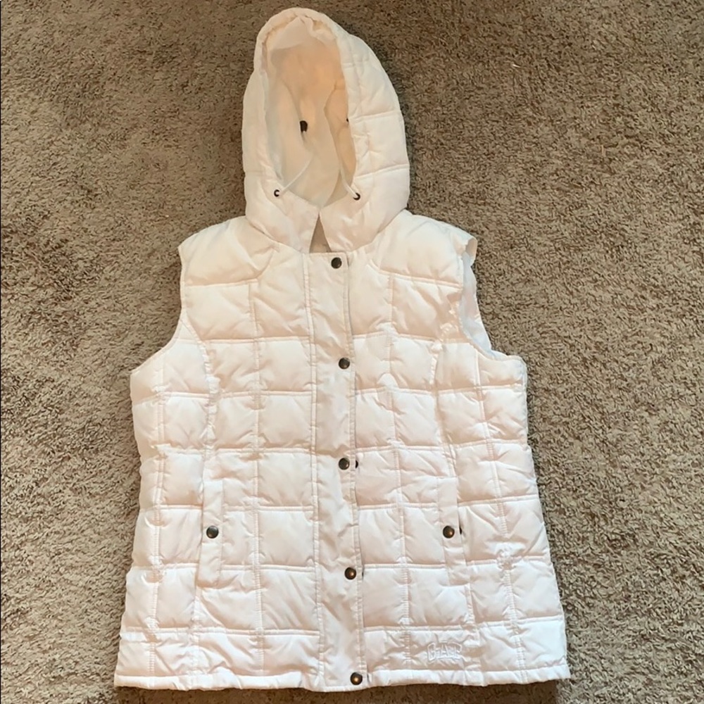 GAP Women’s White Vest